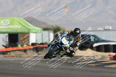 media/Oct-30-2025-Racers Edge (Thu) [[dabbdaf680]]/2-A Group/Session 2 (Turn 16)/